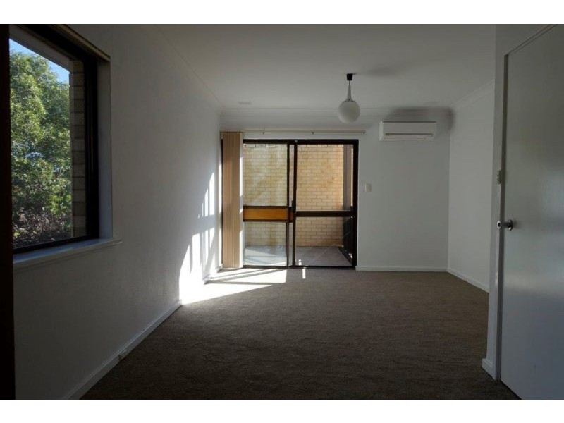 3/9 Park Road, Nedlands WA 6009