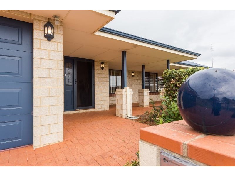 1/10 Wakefield Crescent, Australind WA 6233