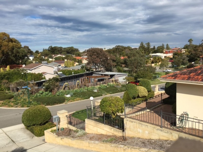 23a Norman St, Wembley Downs WA 6019