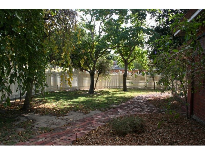 26 Joslin Street, Hilton WA 6163