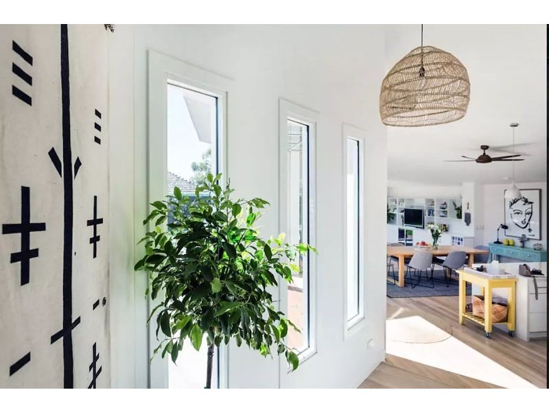 8 Swyer St, Hampton VIC 3188