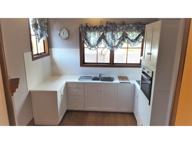 12 Meethenar Street, Carlton TAS 7173