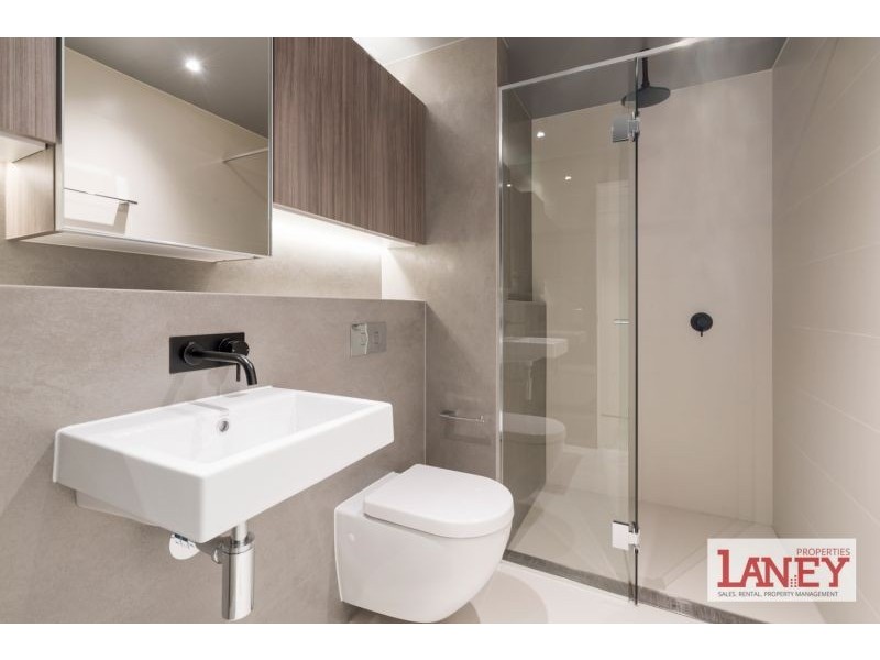 801/81 South Wharf Drive, Docklands VIC 3008