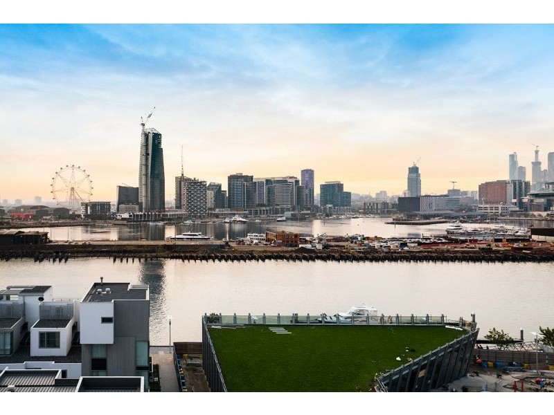801/81 South Wharf Drive, Docklands VIC 3008