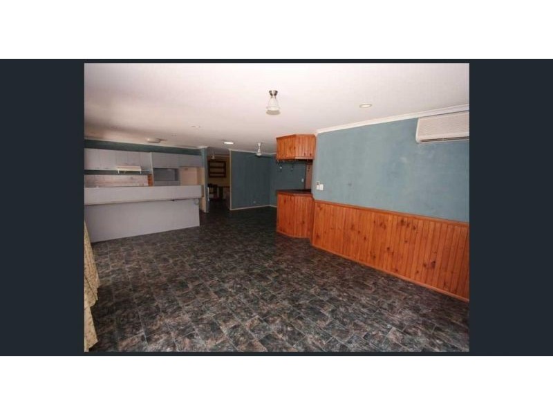 12 Crusader Way, Nerang QLD 4211