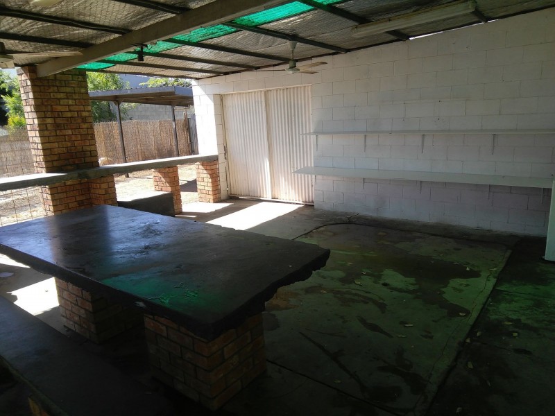 4 Shackleton St, Mount Isa QLD 4825