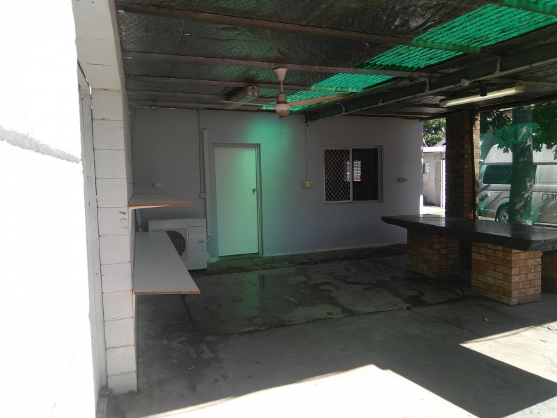 4 Shackleton St, Mount Isa QLD 4825