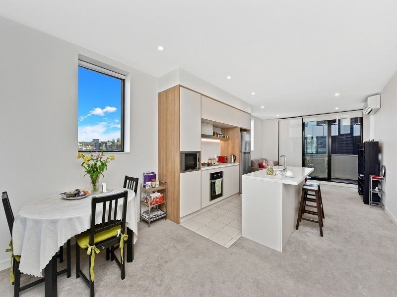 B205/101 Lord Sheffield Circuit, Penrith NSW 2750