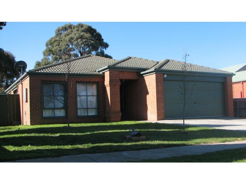 6 The Boulevard, Gisborne VIC 3437