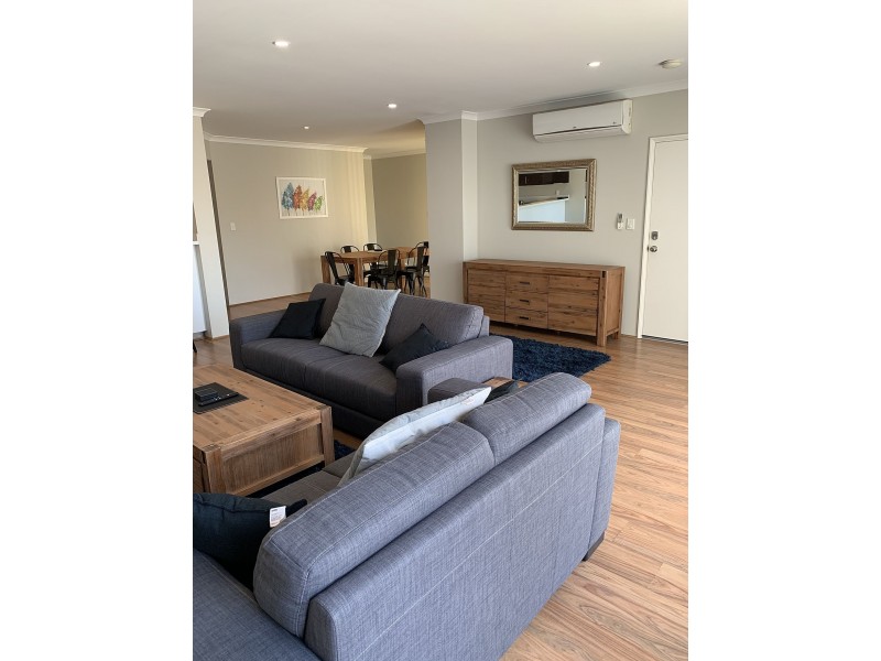 1/233 Ocean Keys Bvd, Clarkson WA 6030