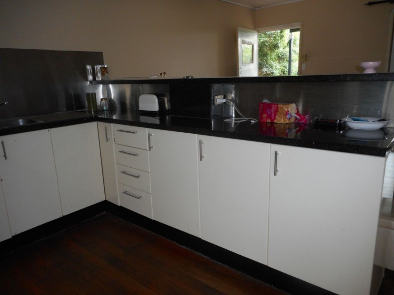 33 Leichhardt St, Logan Central QLD 4114