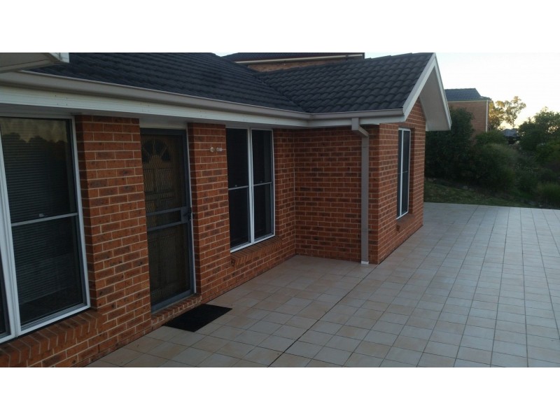 19 County Drive, Fletcher NSW 2287