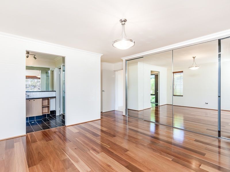 20 Narrien Loop, Hocking WA 6065