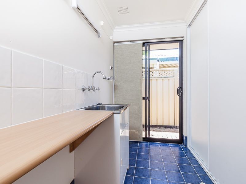 20 Narrien Loop, Hocking WA 6065