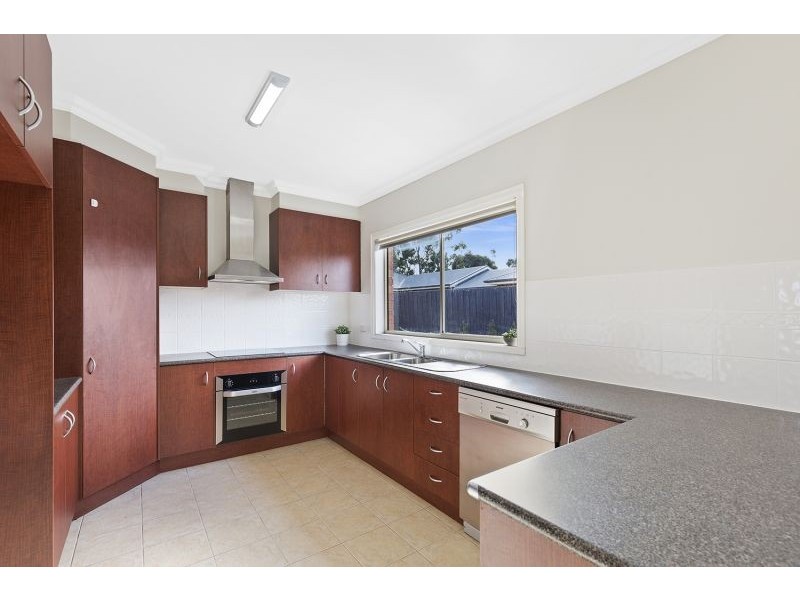 16 Sutton Street, Riddells Creek VIC 3431