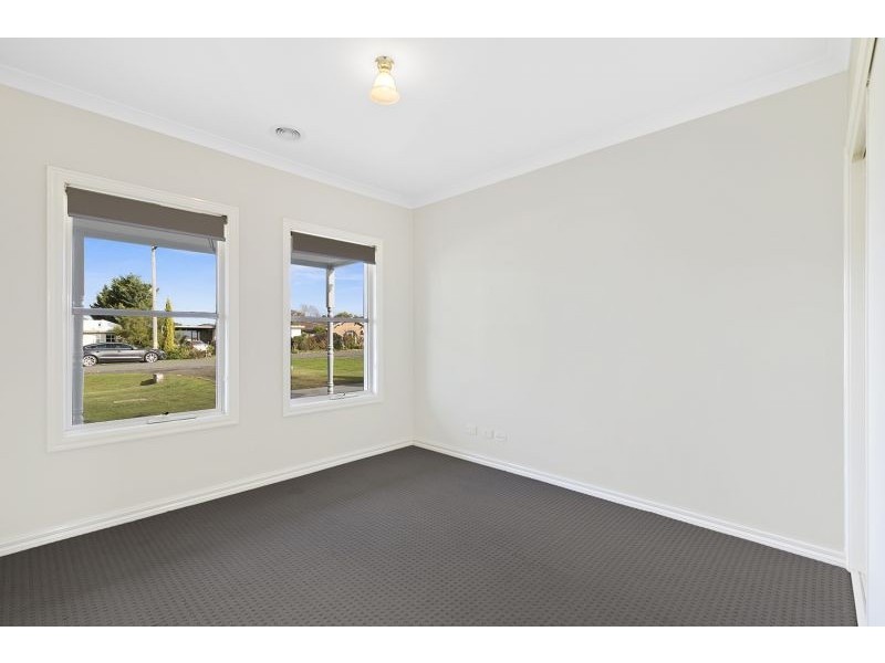 16 Sutton Street, Riddells Creek VIC 3431