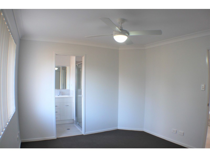 1/30 Beech Drive, Morayfield QLD 4506