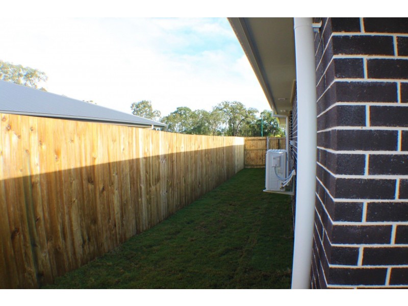 1/30 Beech Drive, Morayfield QLD 4506