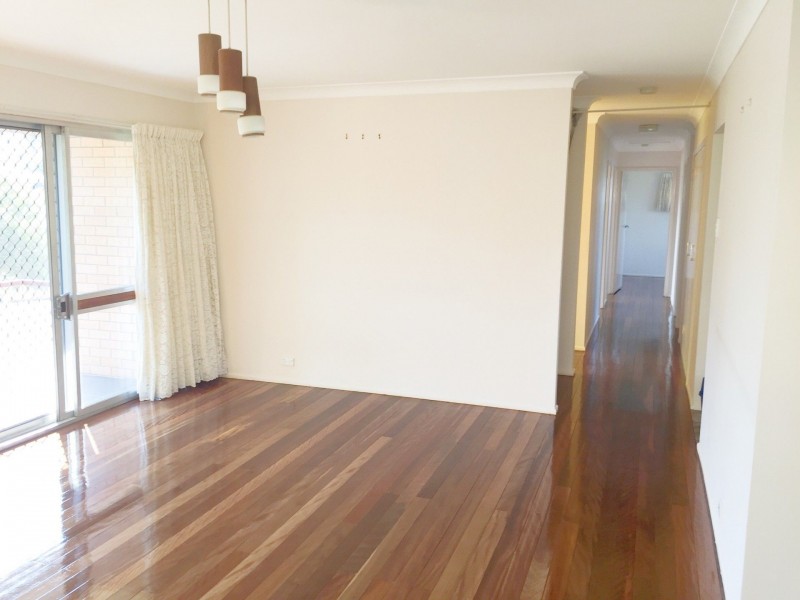 13 Irandi St, Mansfield QLD 4122