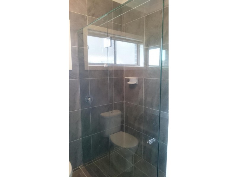 9a Springfield Ave, Clayton South VIC 3169