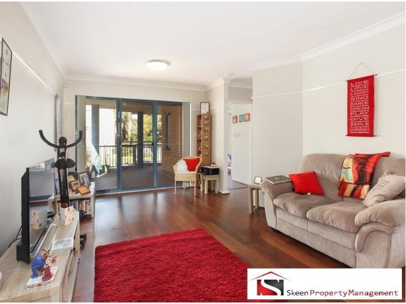 1/42 Treves Street, Merrylands NSW 2160