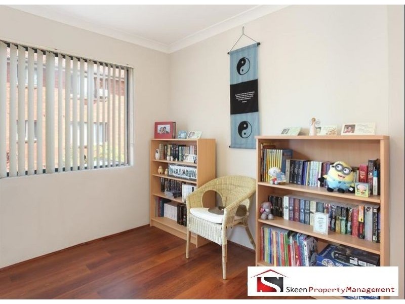 1/42 Treves Street, Merrylands NSW 2160