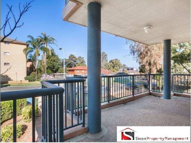 1/42 Treves Street, Merrylands NSW 2160