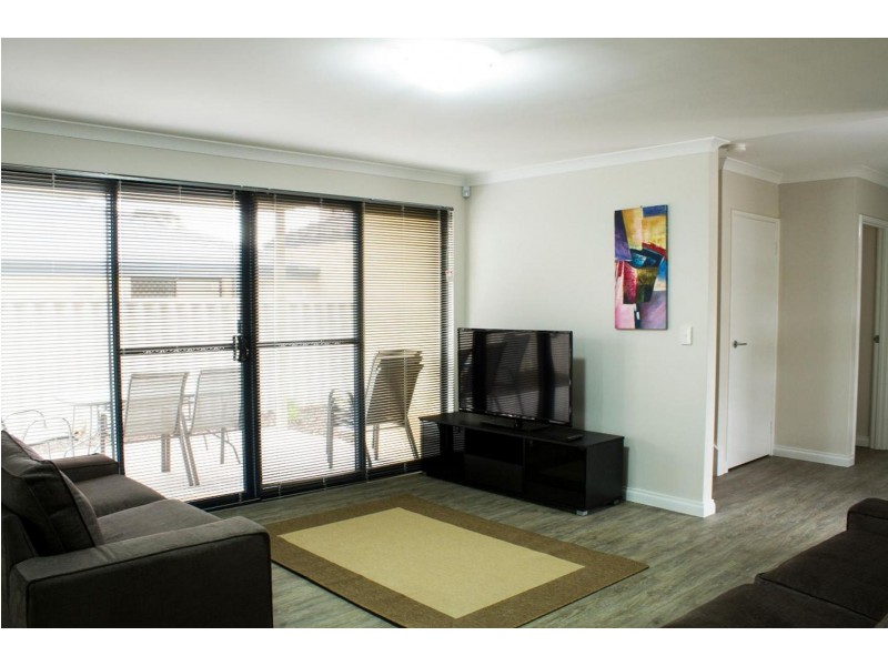 10b Page Ave, Bentley WA 6102