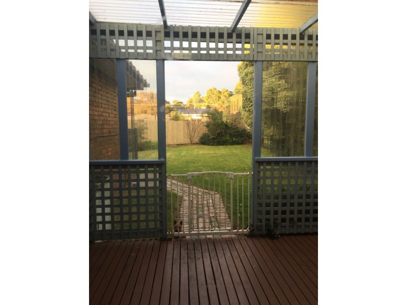 4 Locum Court, Wheelers Hill VIC 3150