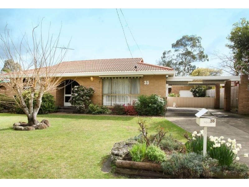 35 Cardinia Street, Berwick VIC 3806