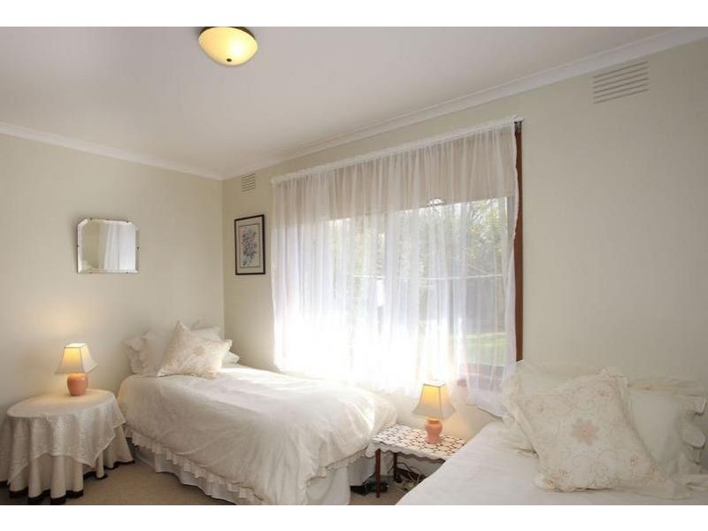 35 Cardinia Street, Berwick VIC 3806