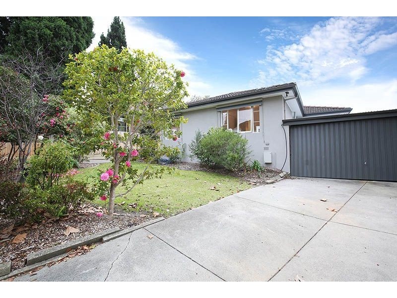 1/11 Iris Rd, Glen Iris VIC 3146
