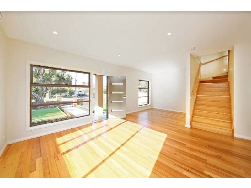 1/23 Arnold St, Sunshine West VIC 3020