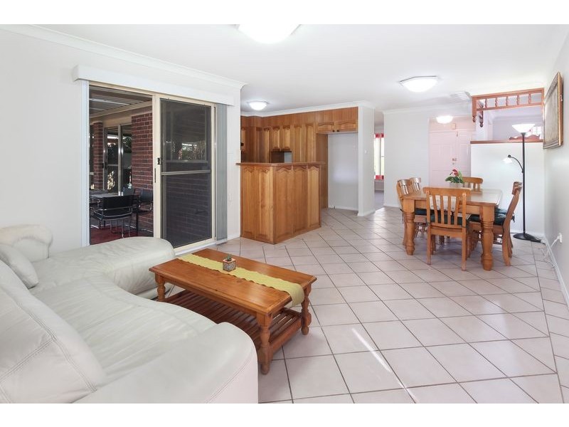 16 Croatia Place, Quakers Hill NSW 2763