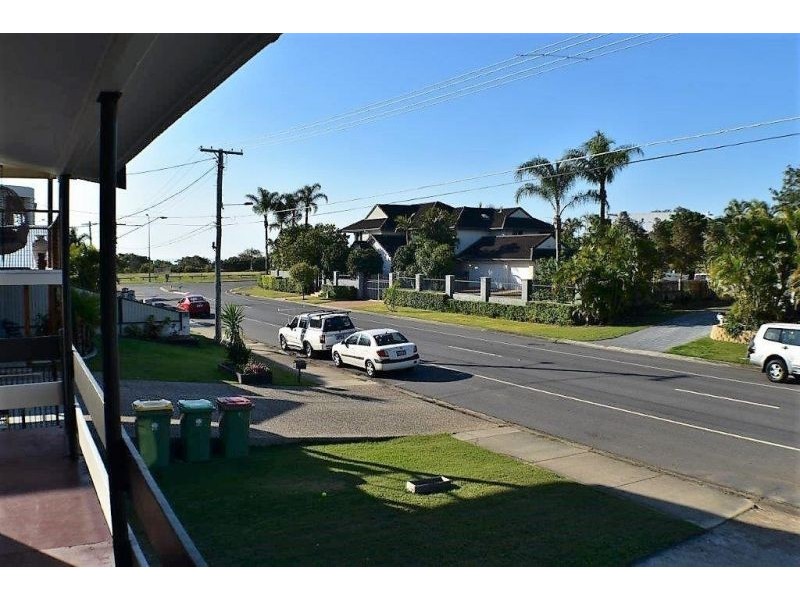 10 Agnes Street, Birkdale QLD 4159