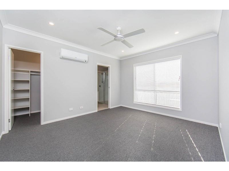 26 Banks Crescent, Caloundra West QLD 4551