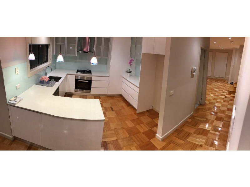 10 Summit Rd, Frankston VIC 3199