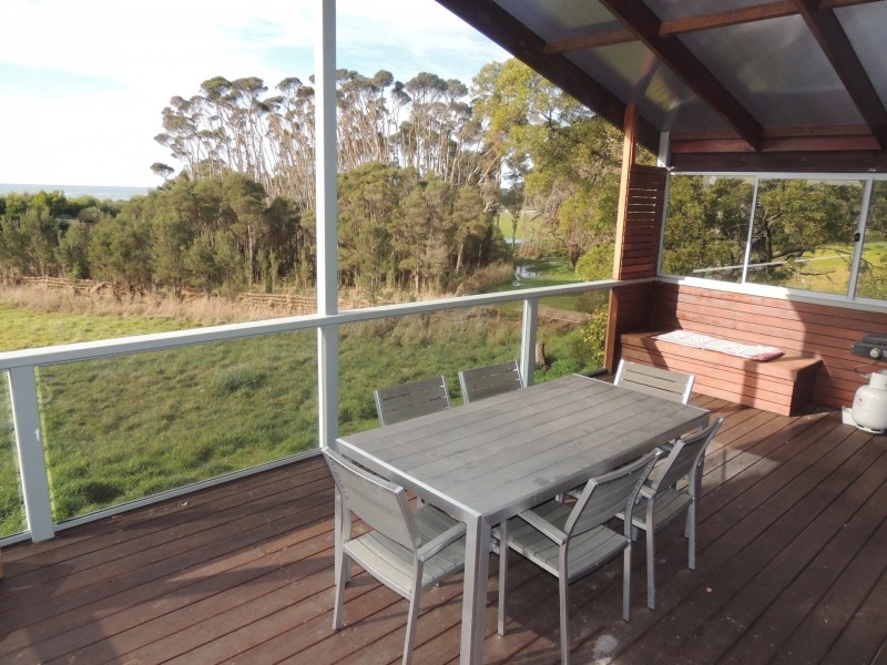 173a Old Bass Hwy, Wynyard TAS 7325