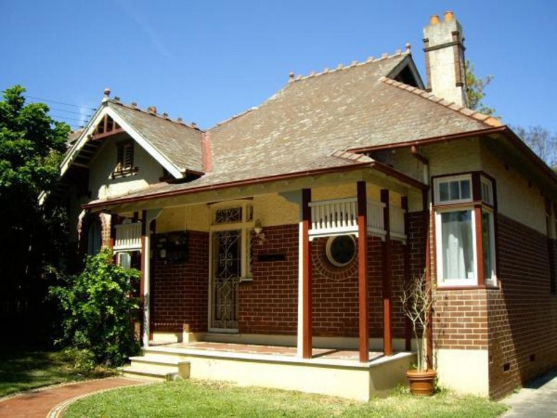 16 Winchcombe, Haberfield NSW 2045