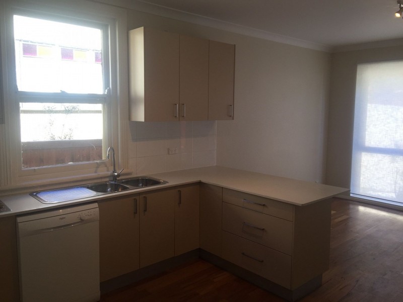 16 Winchcombe, Haberfield NSW 2045