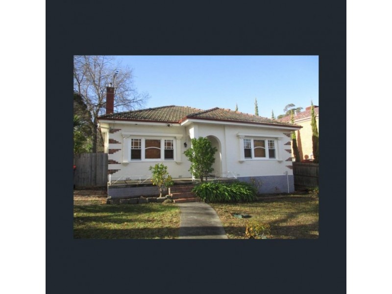 33 Martin Road, Glen Iris VIC 3146