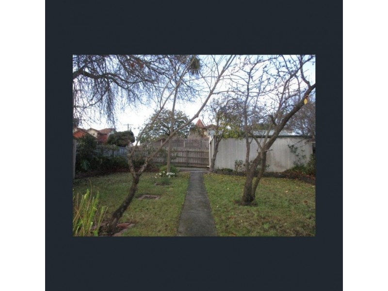 33 Martin Road, Glen Iris VIC 3146