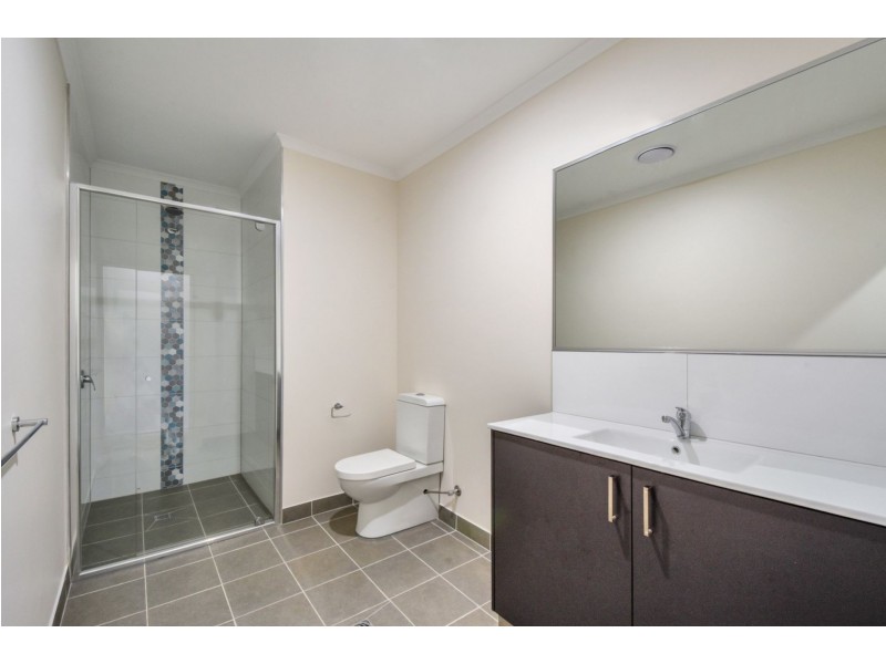 3 Bedroom Ground Level Unit, 3 Tarakan Ct, Johnston NT 0832