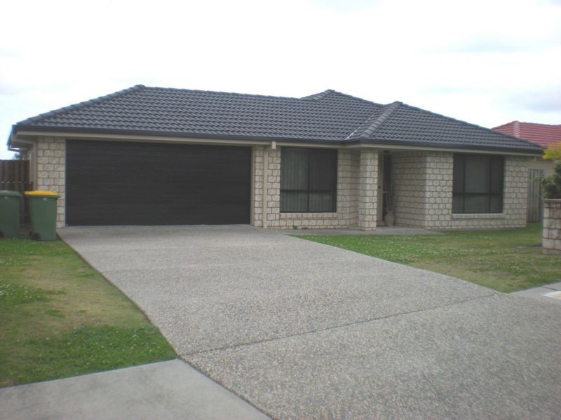 13 Bowley Street, Pacific Pines QLD 4211