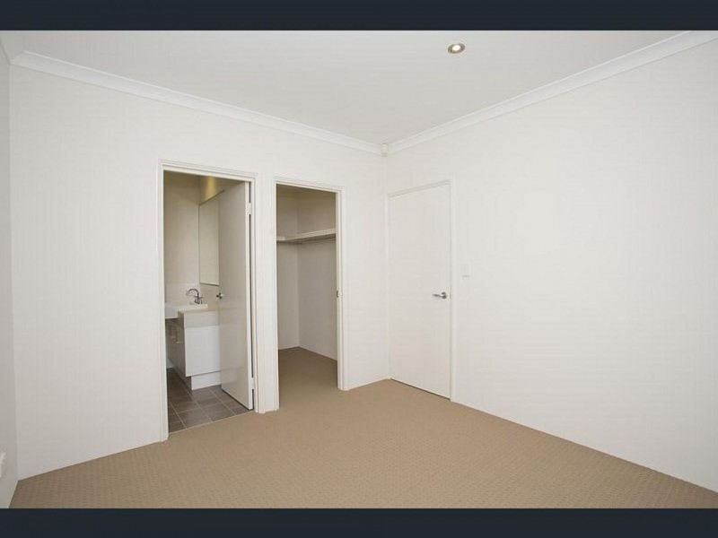 27a Wardlow, Balga WA 6061
