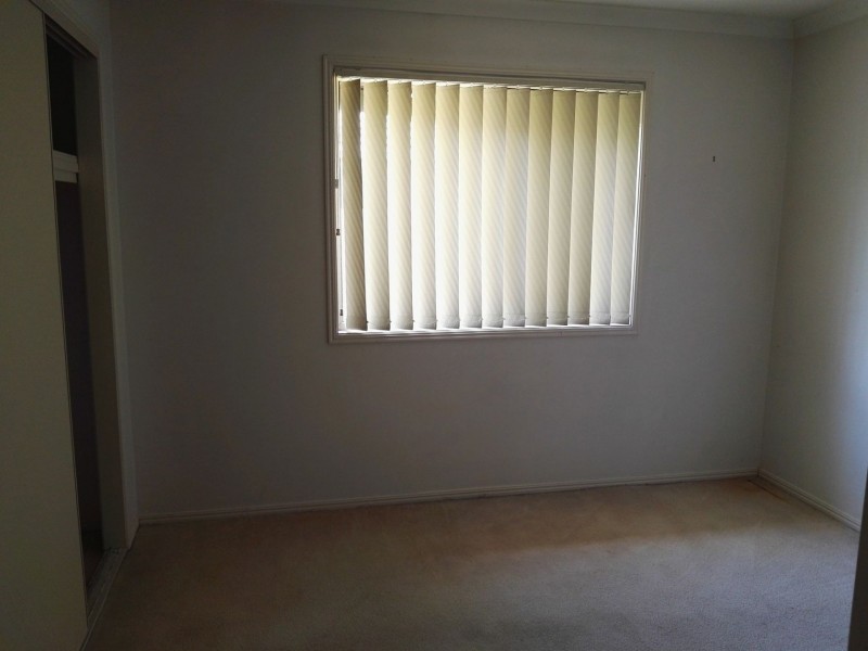 15 Kinchega Cct, Parkinson QLD 4115