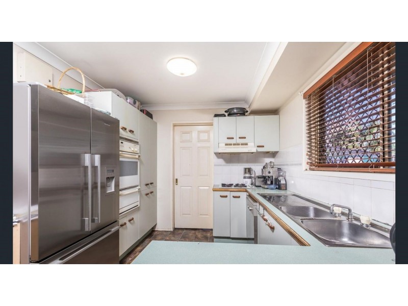 9 Spring Rd, Kallangur QLD 4503