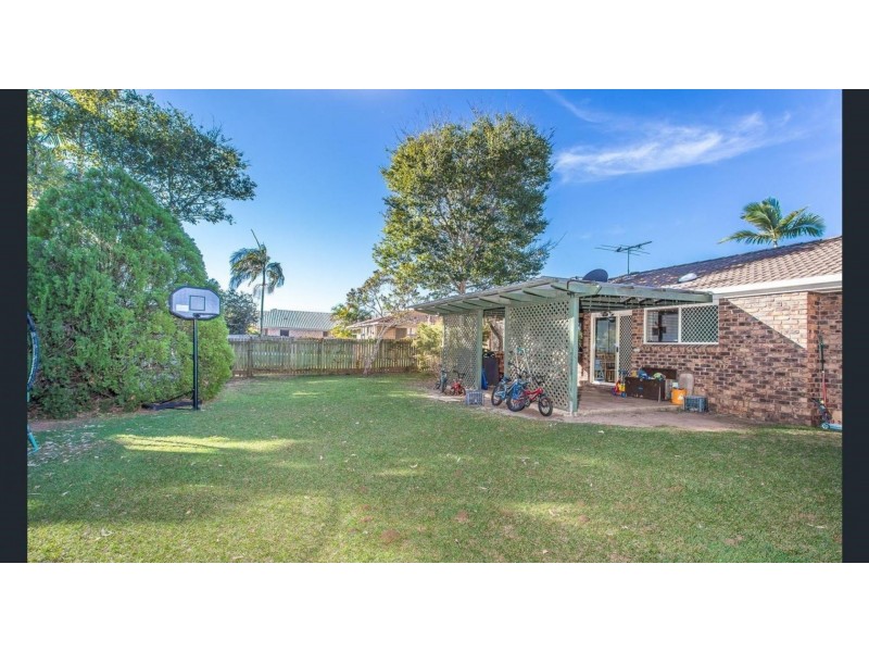 9 Spring Rd, Kallangur QLD 4503