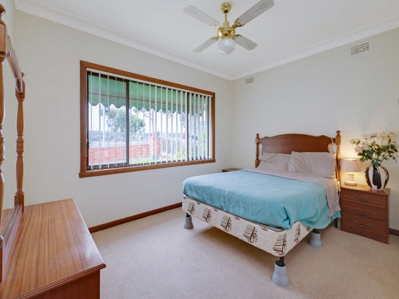 843 Plenty Rd, Reservoir VIC 3073