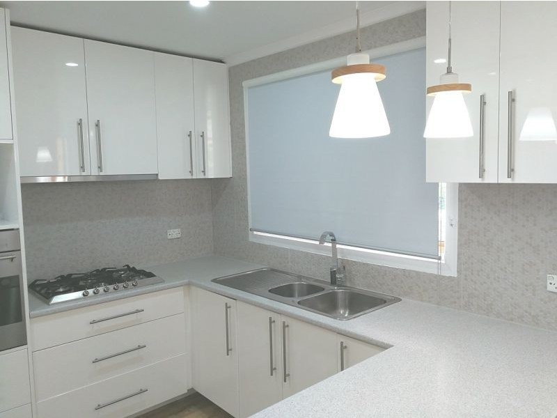 4 Rocklands Rise, Meadow Heights VIC 3048